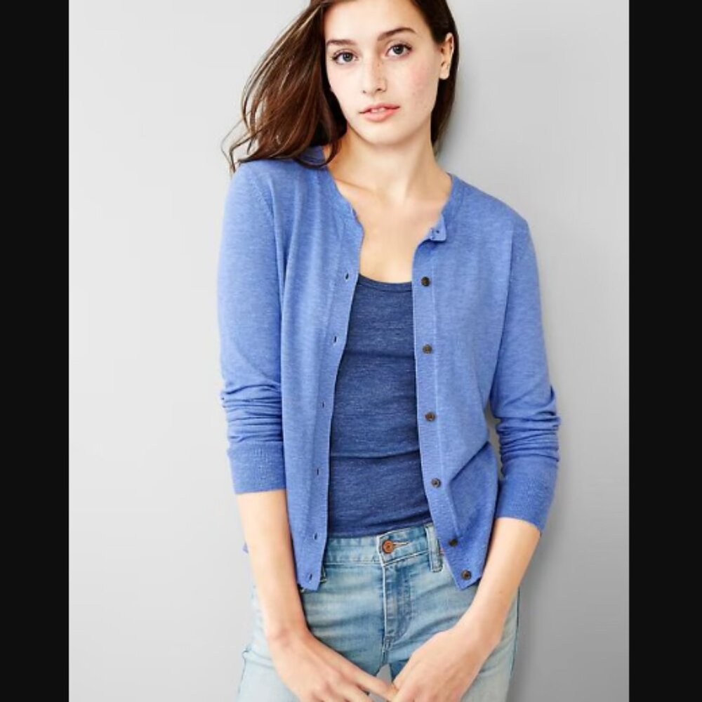 GAP Slub Crew Cardigan Shade Shirting Blue Size M Retail Price $49.95